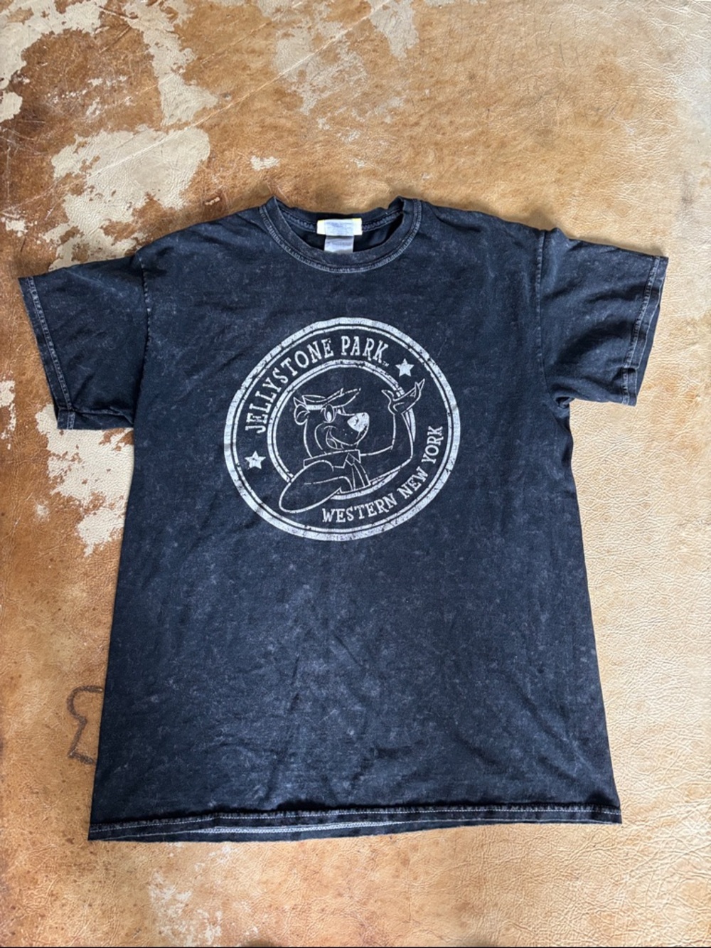 Vintage Jellystone Park Acid Wash Black Graphic Tee size M